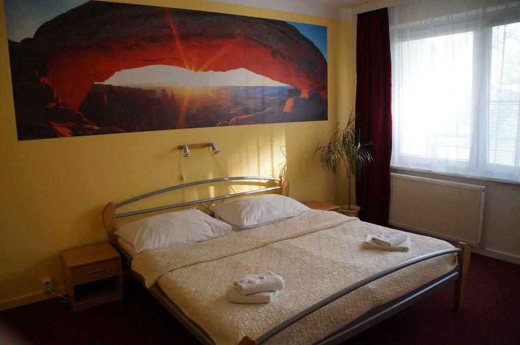 Hotel Krystal Hodonin Room photo